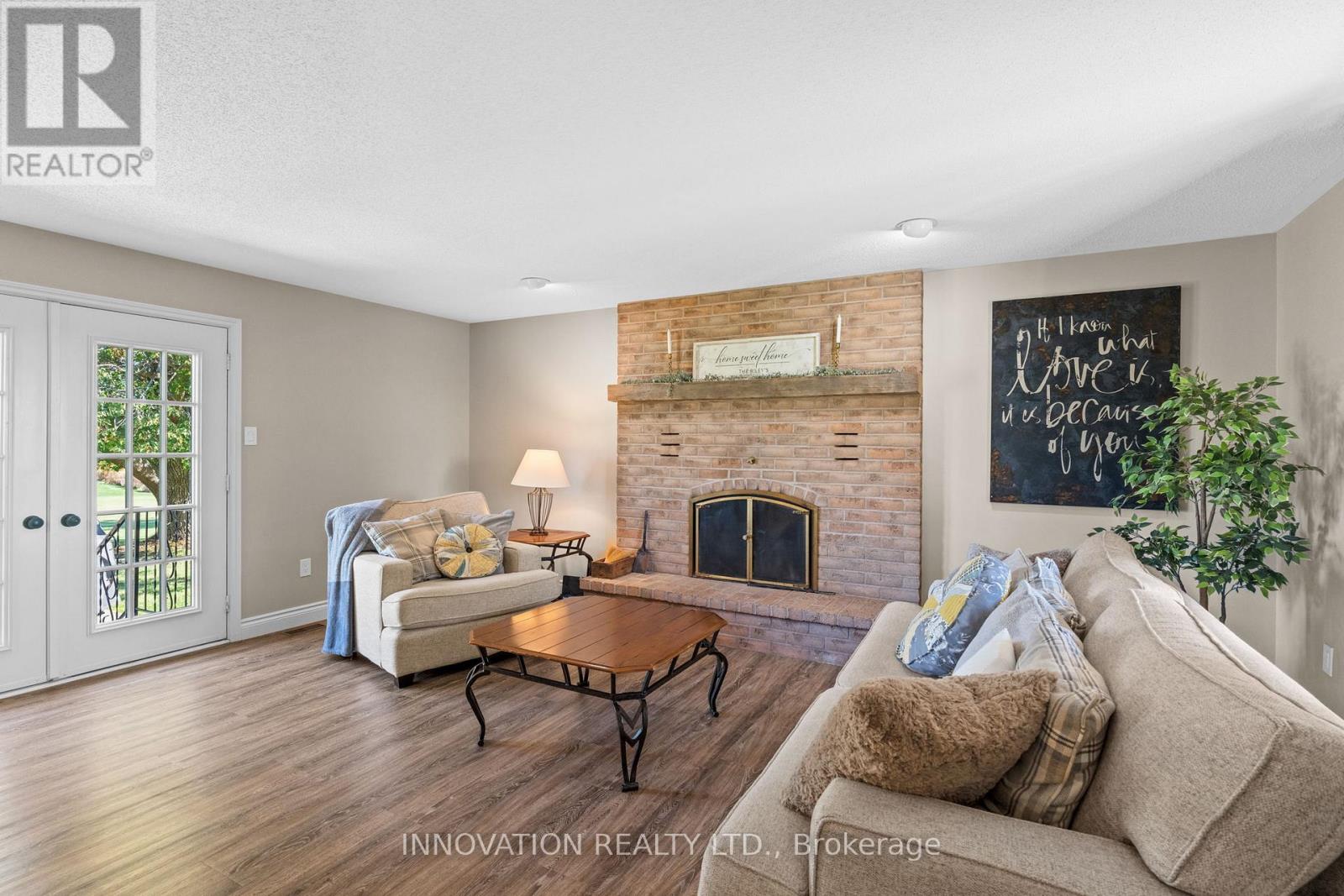 1332 Donald B. Munro Drive, Ottawa, Ontario  K0A 1L0 - Photo 4 - X12439378