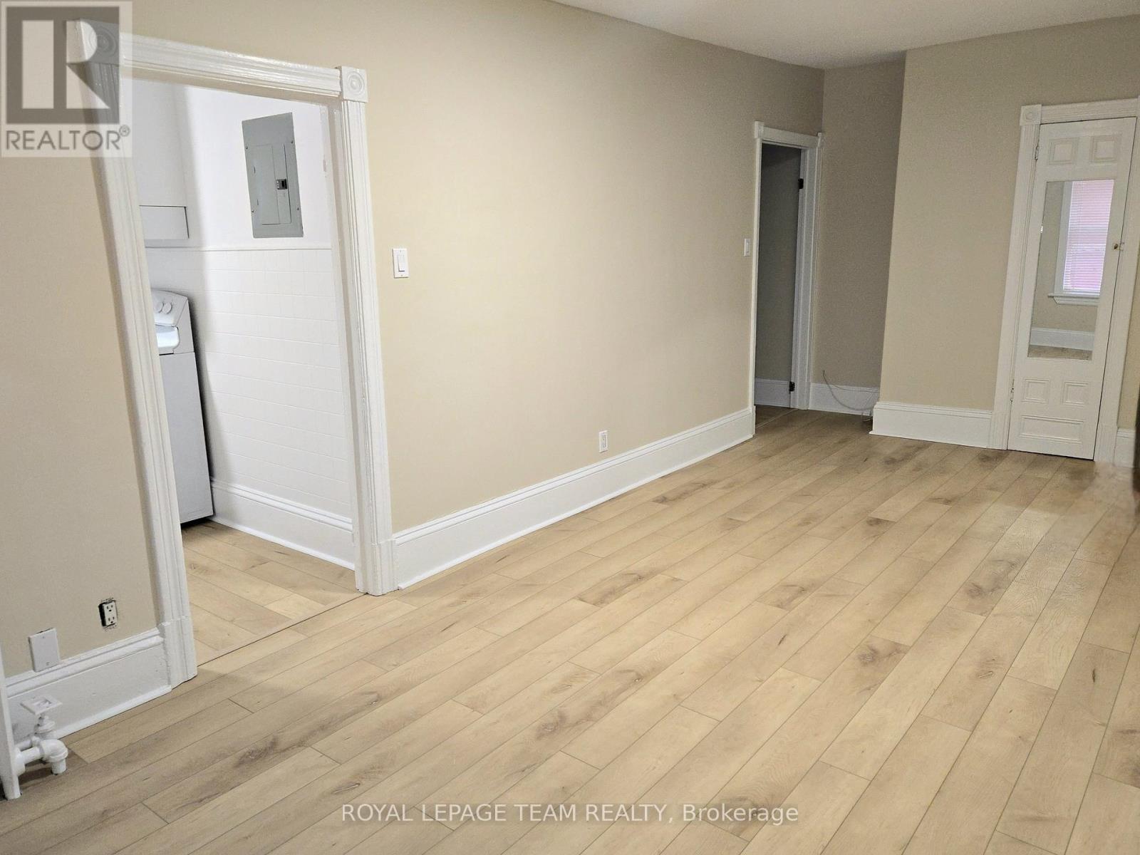 1 - 158 St Andrew Street, Ottawa, Ontario  K1N 5G4 - Photo 10 - X12439404