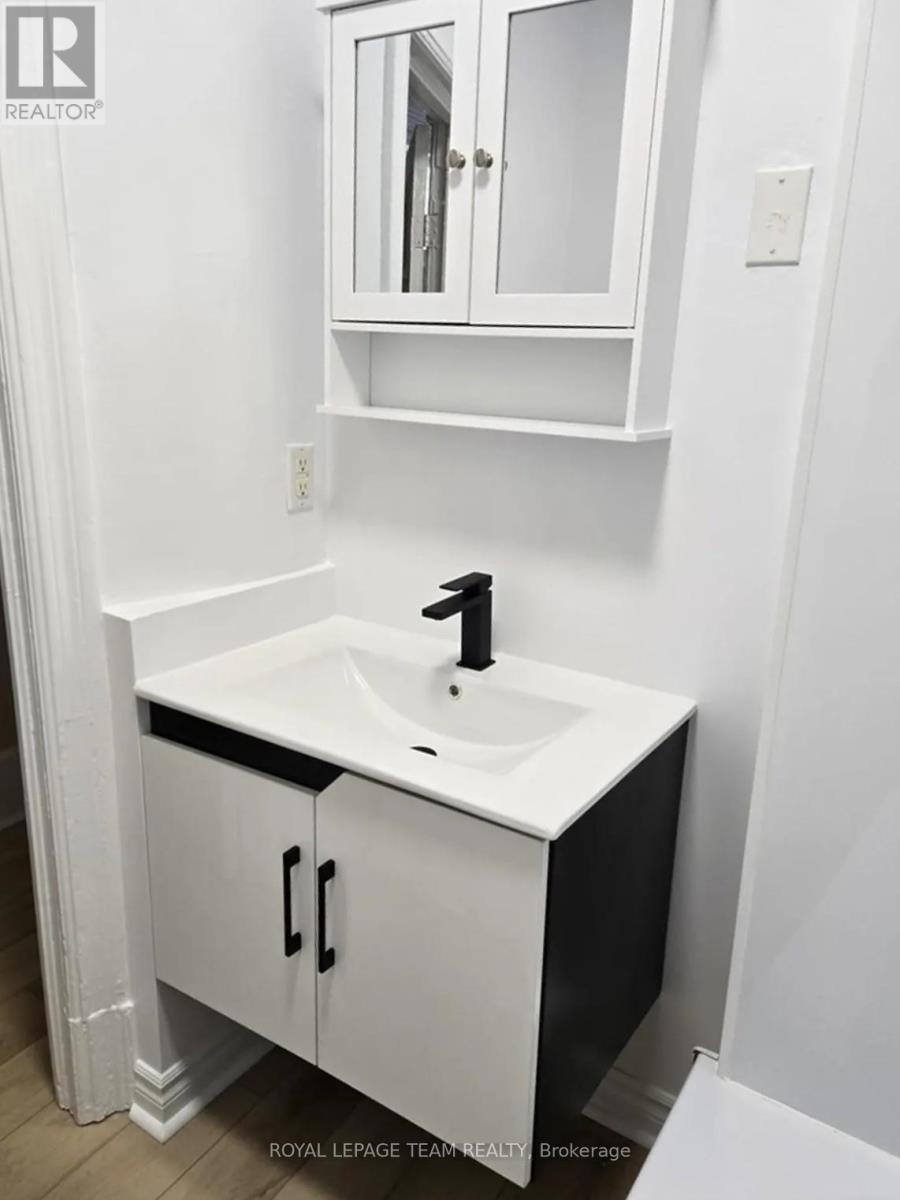 1 - 158 St Andrew Street, Ottawa, Ontario  K1N 5G4 - Photo 15 - X12439404