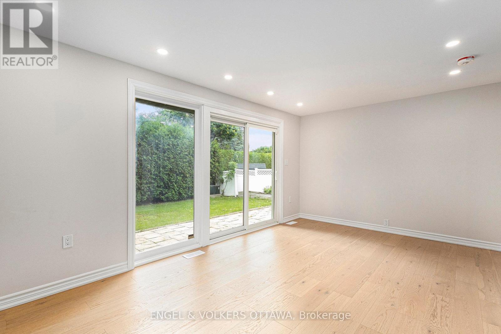 123 Tripp Crescent, Ottawa, Ontario  K2J 1M5 - Photo 17 - X12439421