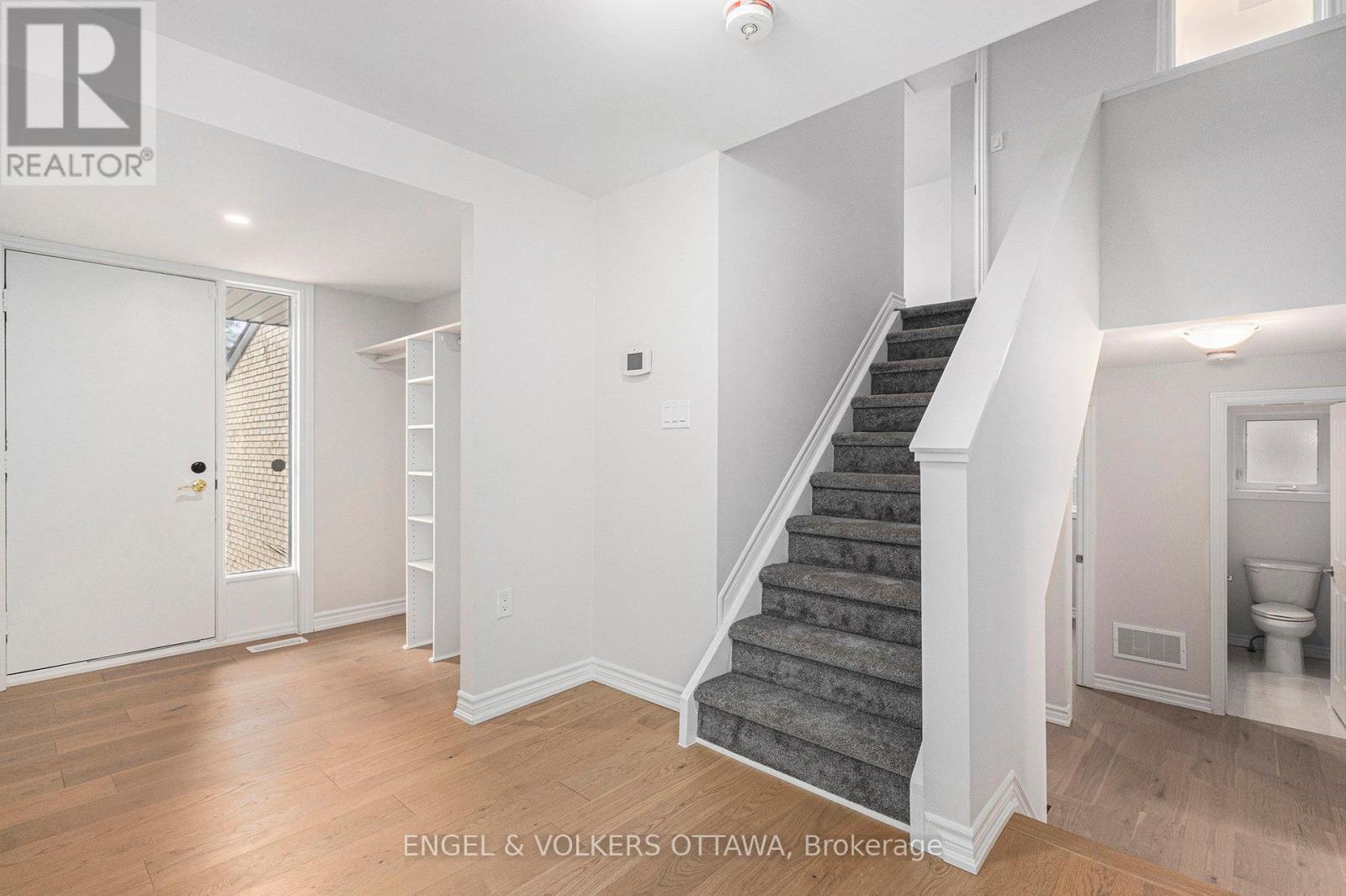 123 Tripp Crescent, Ottawa, Ontario  K2J 1M5 - Photo 2 - X12439421