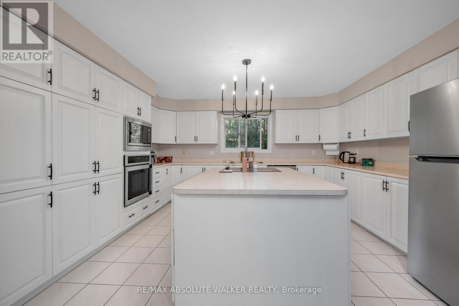 117 Plantation Drive, Ottawa, Ontario  K0A 3M0 - Photo 10 - X12439442