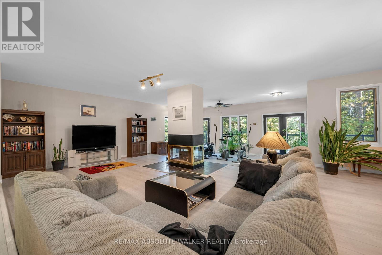 117 Plantation Drive, Ottawa, Ontario  K0A 3M0 - Photo 6 - X12439442