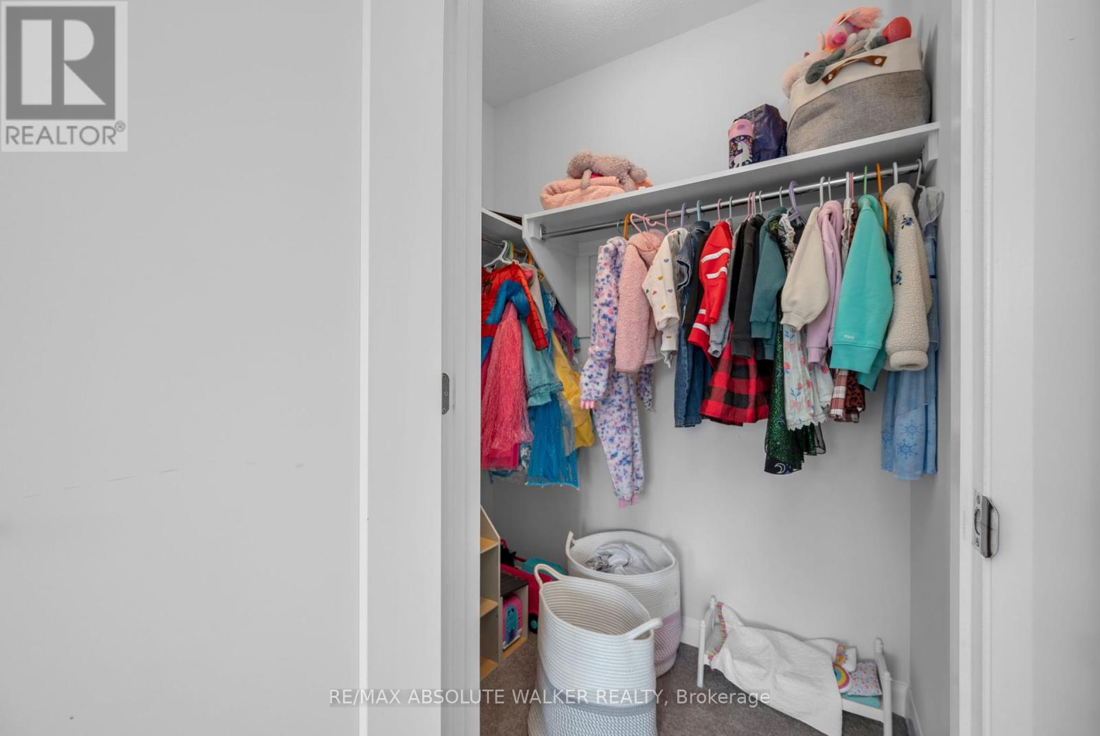 21 Fossa Terrace N, Ottawa, Ontario  K2J 6W4 - Photo 22 - X12439448