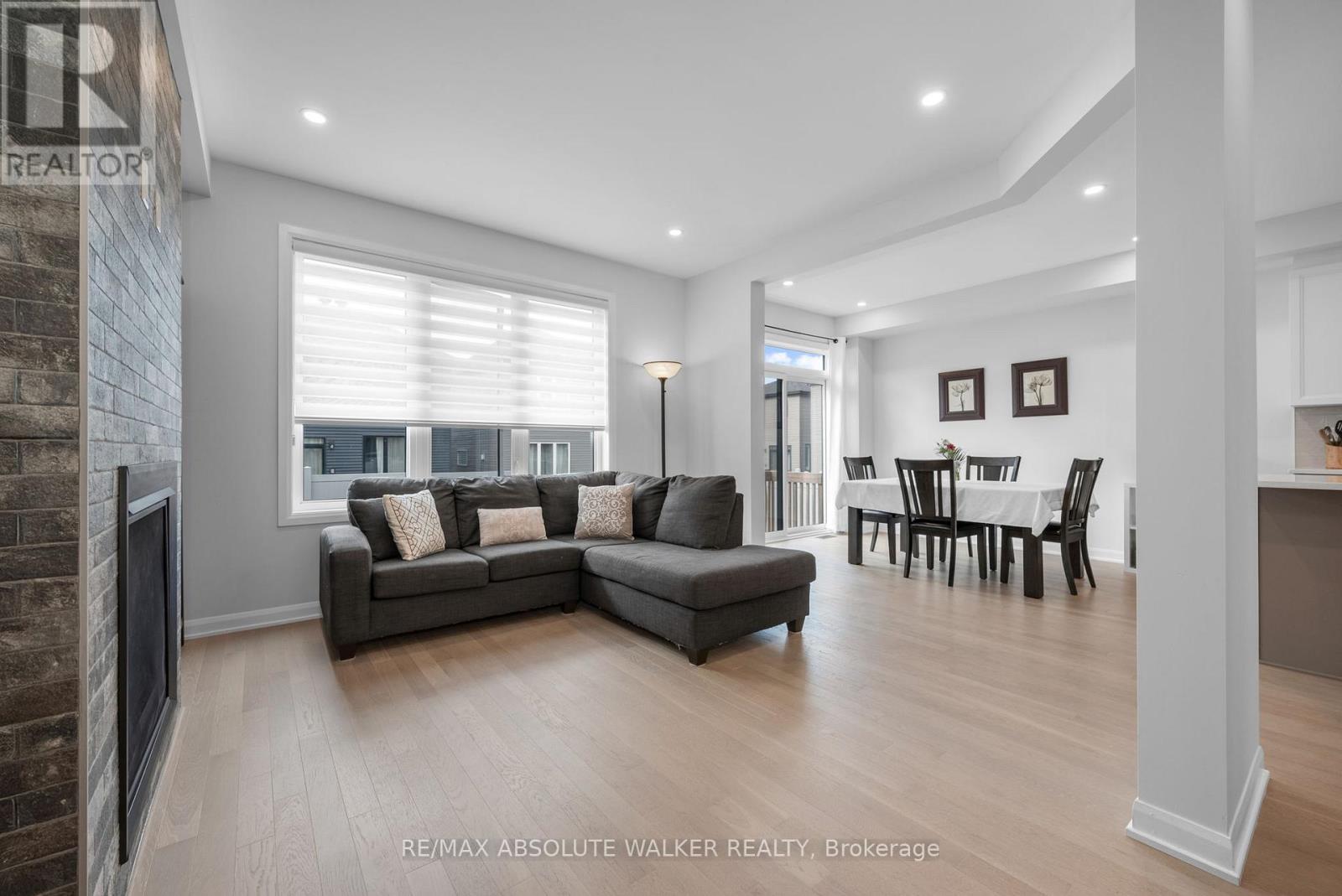 21 Fossa Terrace N, Ottawa, Ontario  K2J 6W4 - Photo 4 - X12439448