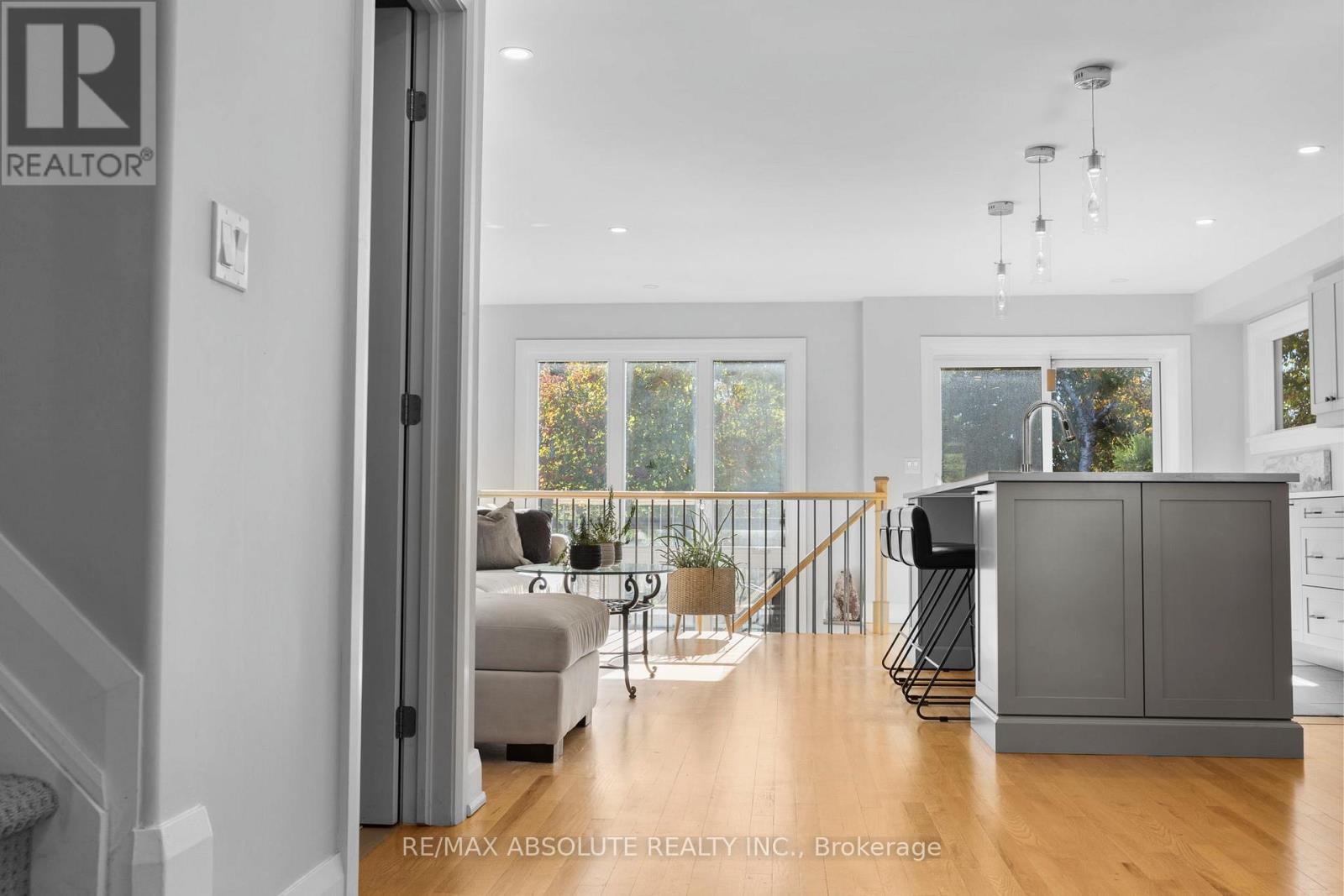 90 Porter Street, Ottawa, Ontario  K2S 2L8 - Photo 7 - X12439452