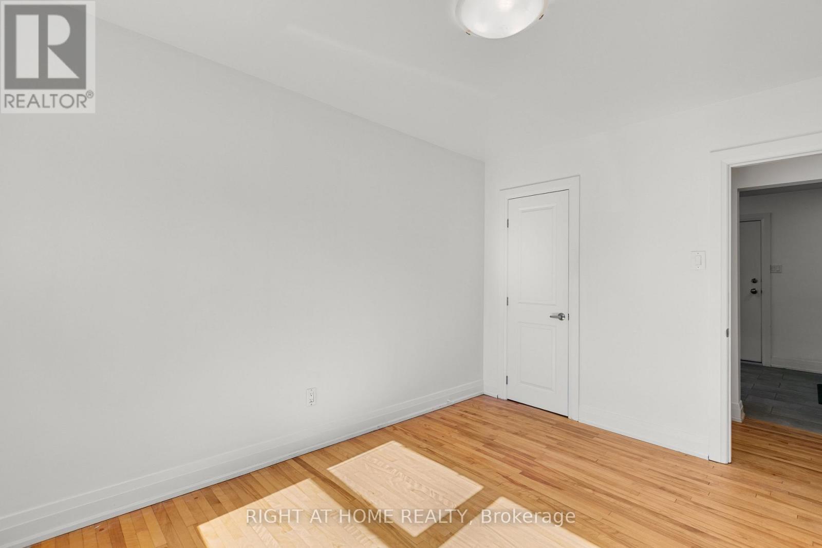 109 Donald Street, Ottawa, Ontario  K1K 1N1 - Photo 11 - X12438702