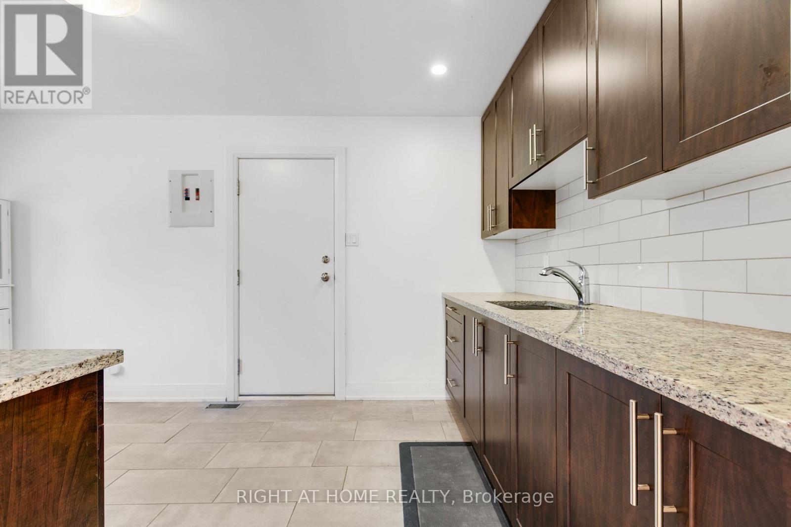 109 Donald Street, Ottawa, Ontario  K1K 1N1 - Photo 17 - X12438702