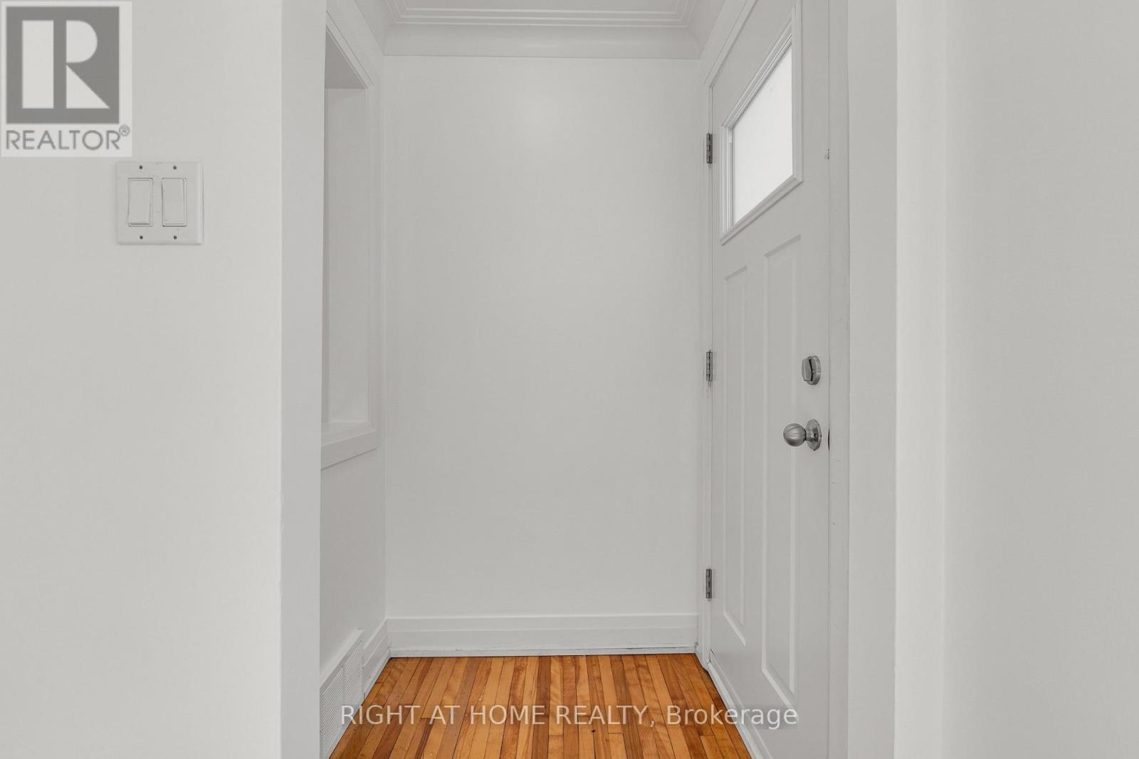 109 Donald Street, Ottawa, Ontario  K1K 1N1 - Photo 6 - X12438702