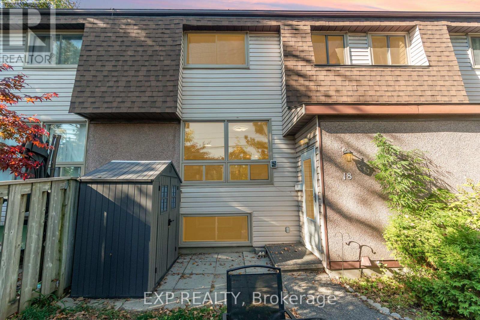 18 - 2640 Draper Avenue, Ottawa, Ontario  K2H 7A1 - Photo 2 - X12439260