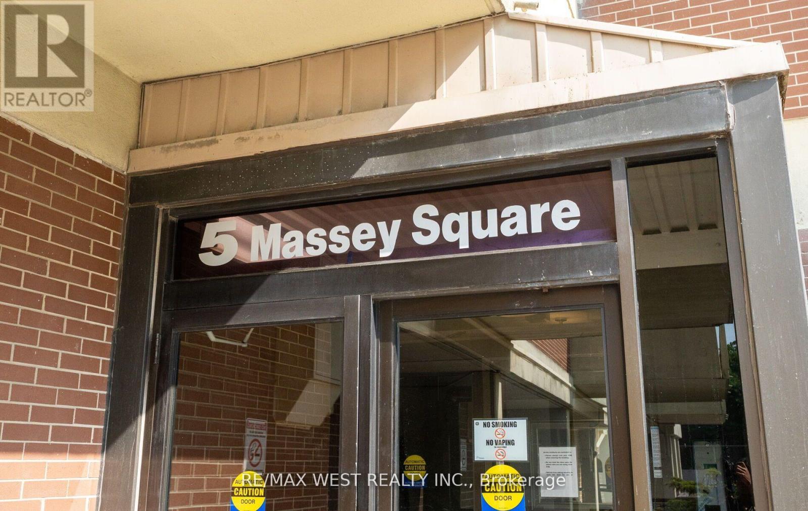 2910 - 5 Massey Square, Toronto, Ontario  M4C 5L6 - Photo 3 - E12326636
