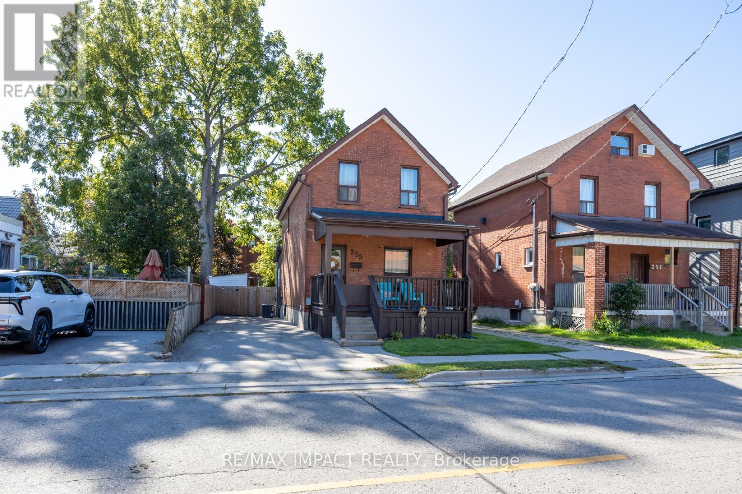 255 Arthur Street E, Oshawa, Ontario  L1H 1N5 - Photo 1 - E12439405
