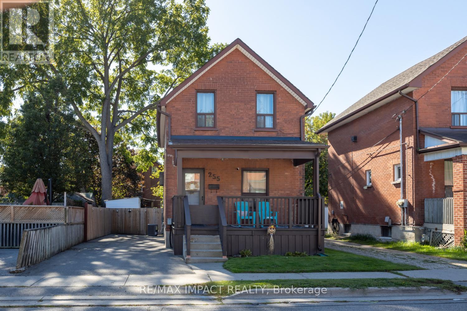 255 Arthur Street E, Oshawa, Ontario  L1H 1N5 - Photo 2 - E12439405