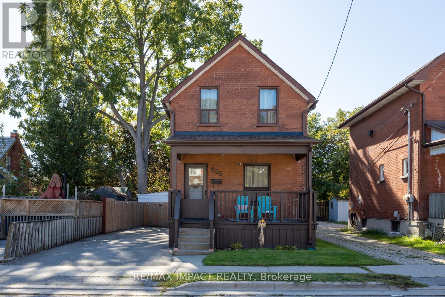 255 Arthur Street E, Oshawa, Ontario  L1H 1N5 - Photo 3 - E12439405