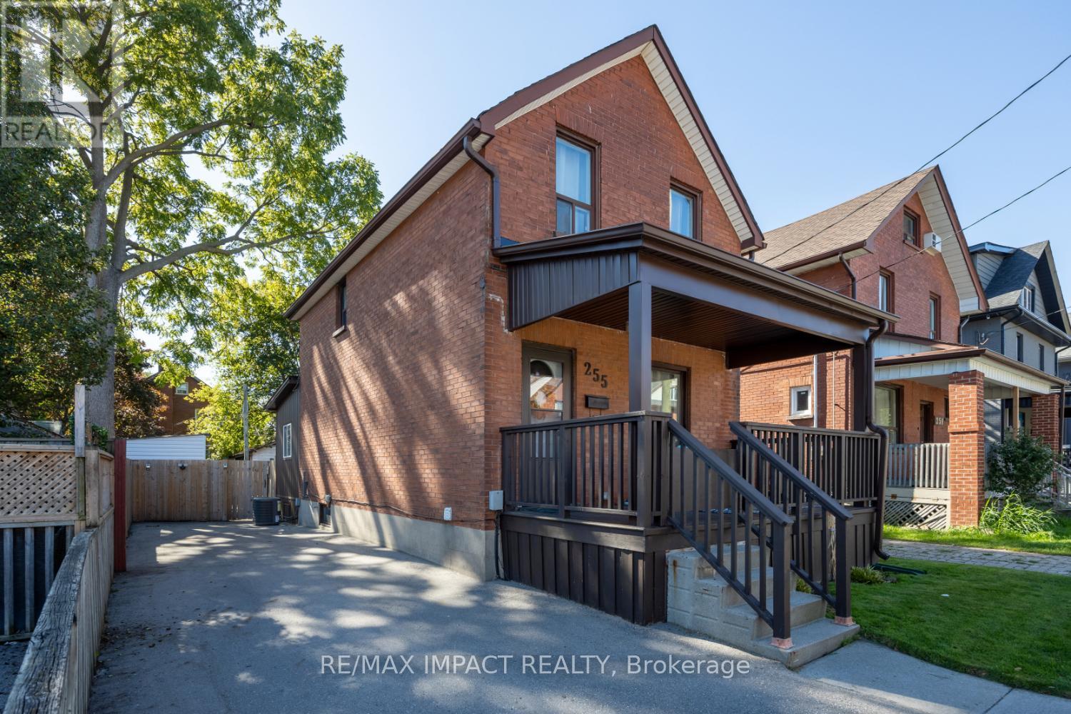 255 Arthur Street E, Oshawa, Ontario  L1H 1N5 - Photo 6 - E12439405