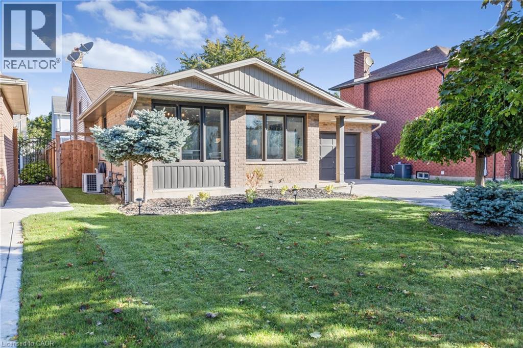 7 Bascary Crescent, St. Catharines, Ontario  L2S 3M6 - Photo 2 - 40775656
