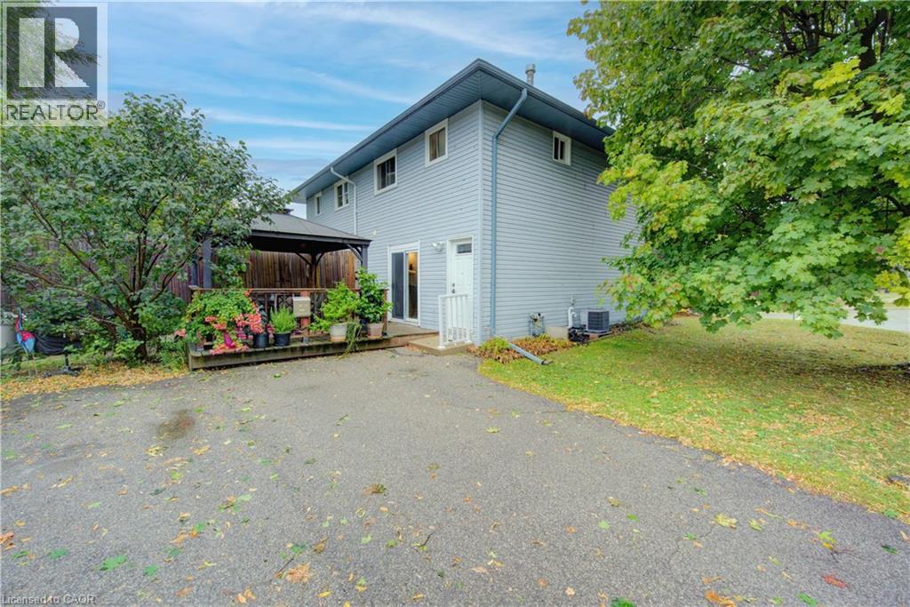 4 Flint Drive, Kitchener, Ontario  N2E 1A2 - Photo 25 - 40770734