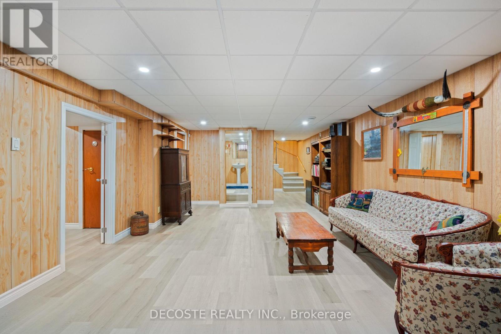 20322 Lochiel Street W, North Glengarry, Ontario  K0C 1A0 - Photo 25 - X12439373