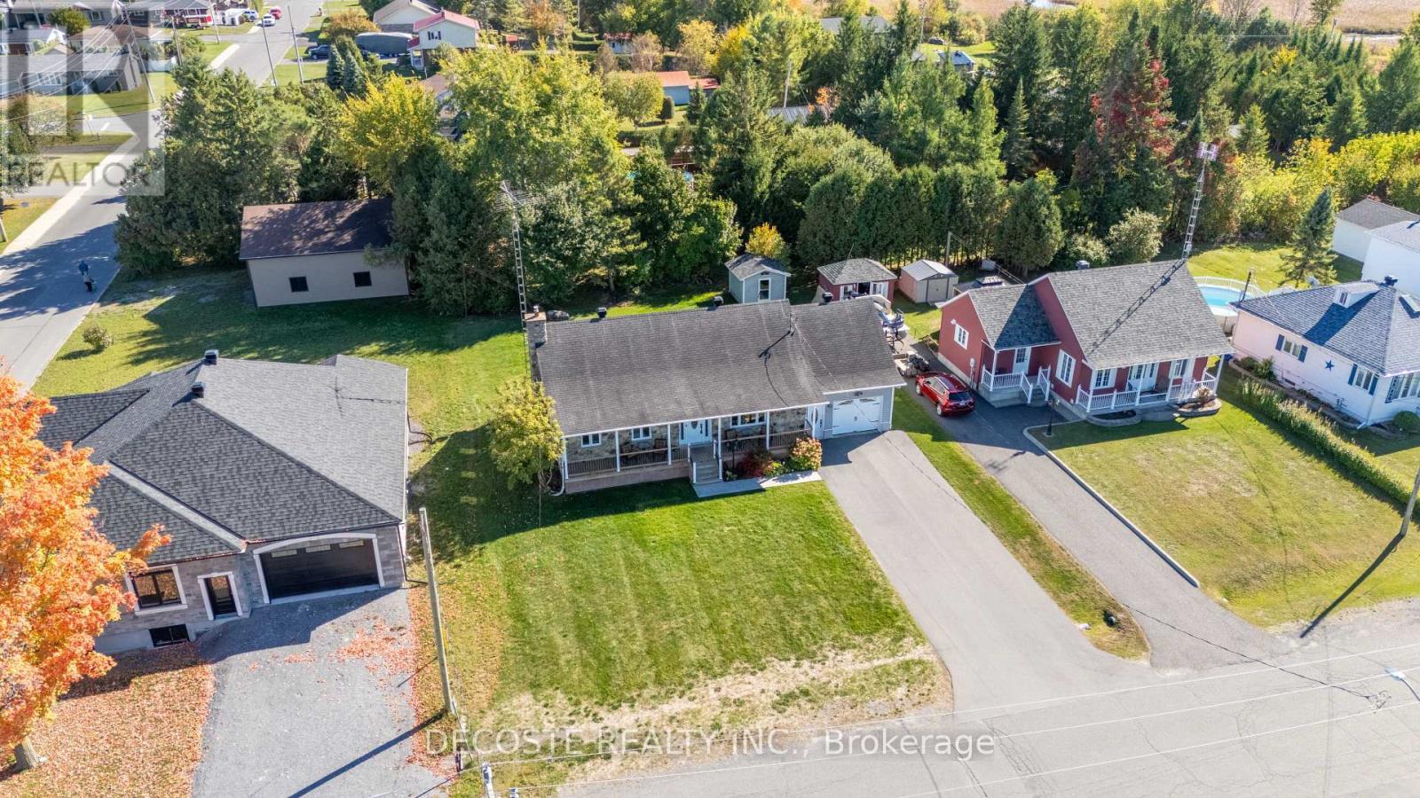 20322 Lochiel Street W, North Glengarry, Ontario  K0C 1A0 - Photo 40 - X12439373