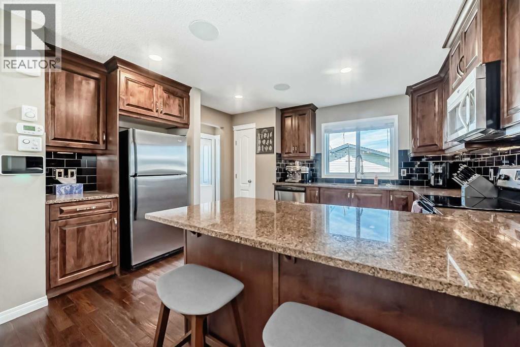 2024 Reunion Link Nw, Airdrie, Alberta  T4B 0Z5 - Photo 9 - A2248799