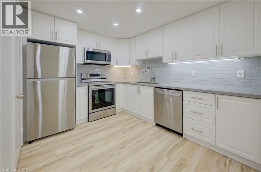 565 Greenfield Avenue Unit# 503, Kitchener, Ontario  N2C 2P4 - Photo 4 - 40774238