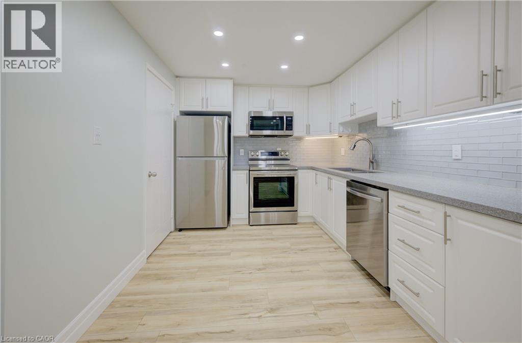 565 Greenfield Avenue Unit# 503, Kitchener, Ontario  N2C 2P4 - Photo 3 - 40774238
