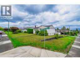 4277 CASTLEWOOD CRESCENT