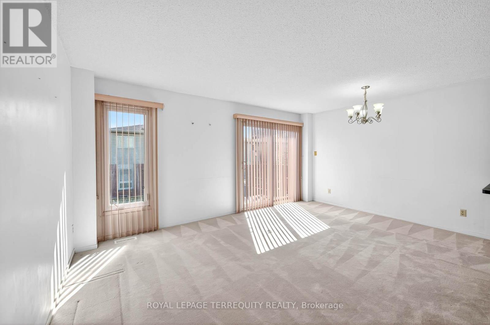 130 Whistling Hills Drive, Toronto, Ontario  M1V 3L1 - Photo 17 - E12437728