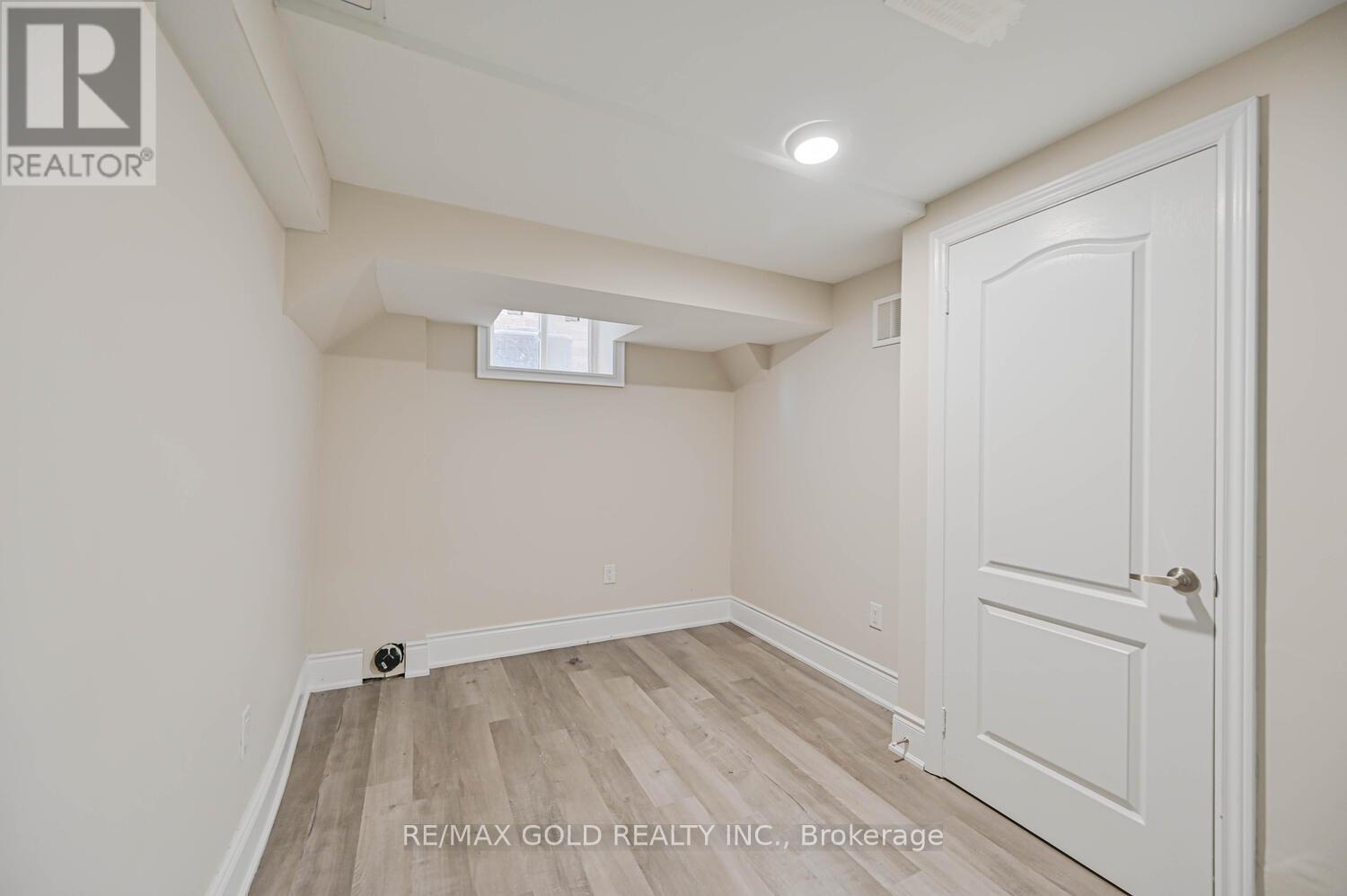 3 Freshspring Drive, Brampton, Ontario  L6R 3H6 - Photo 39 - W12435621