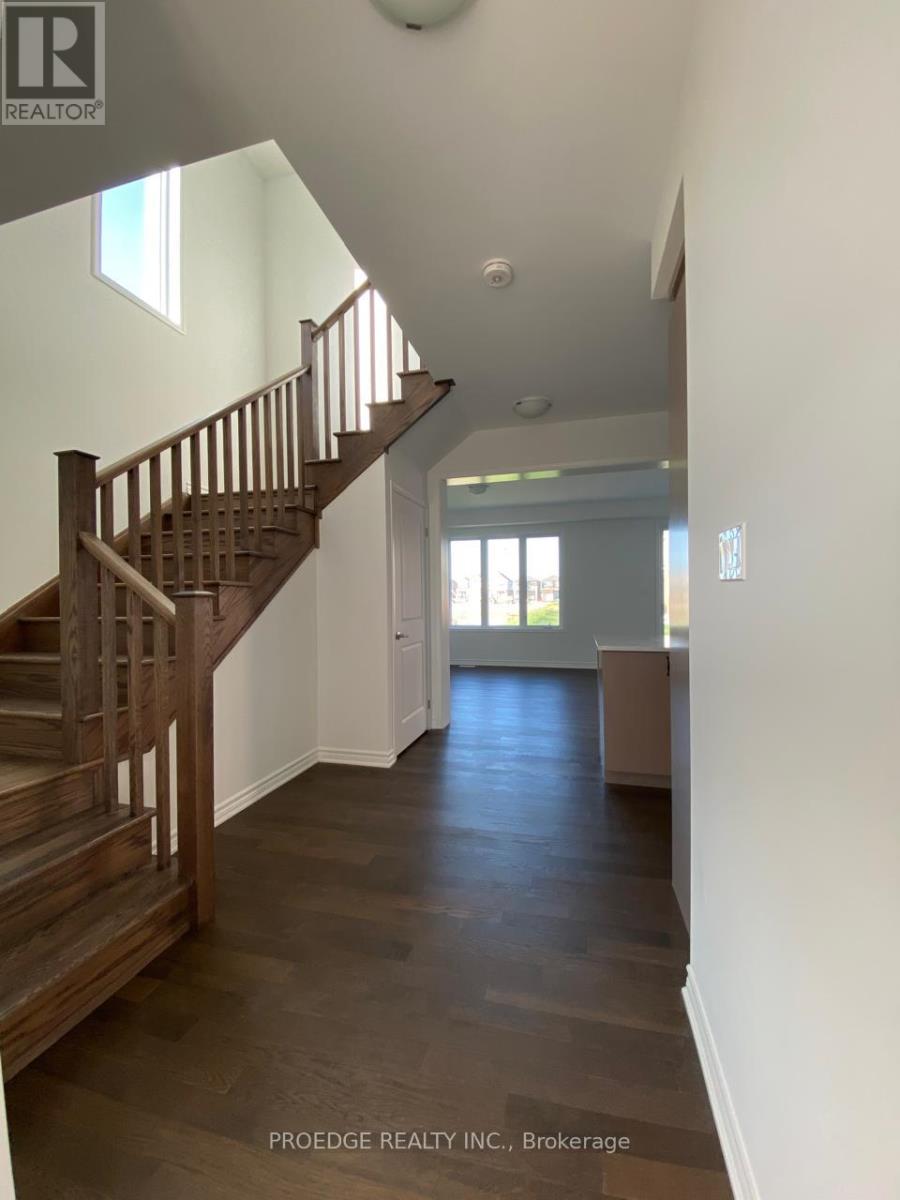 316 Rosenberg Way E, Kitchener, Ontario  N2R 0V4 - Photo 5 - X12433631