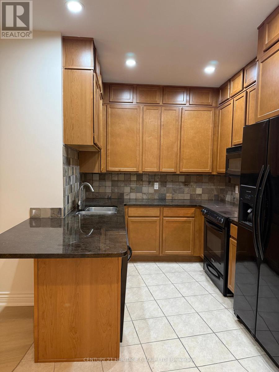 305 - 1225 Riverside Drive W, Windsor, Ontario  N9A 0A2 - Photo 13 - X12437058