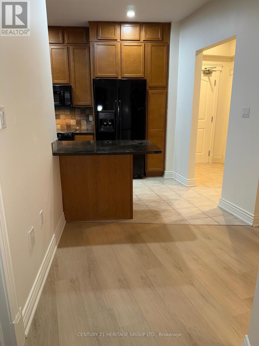 305 - 1225 Riverside Drive W, Windsor, Ontario  N9A 0A2 - Photo 20 - X12437058