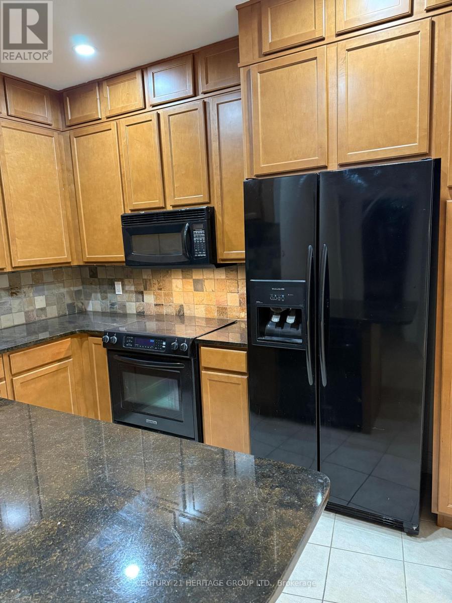 305 - 1225 Riverside Drive W, Windsor, Ontario  N9A 0A2 - Photo 15 - X12437058