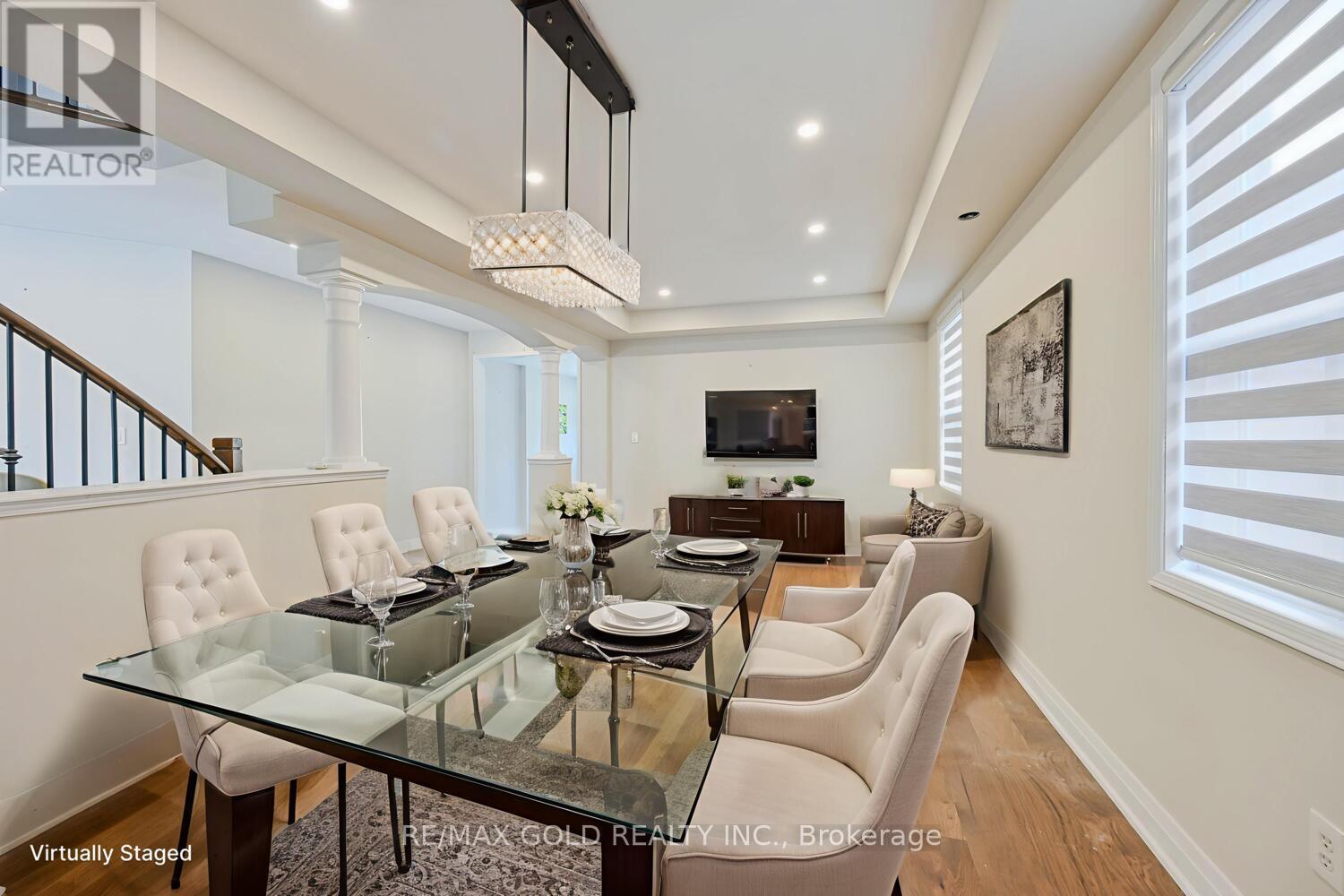 3 Freshspring Drive, Brampton, Ontario  L6R 3H6 - Photo 6 - W12435621