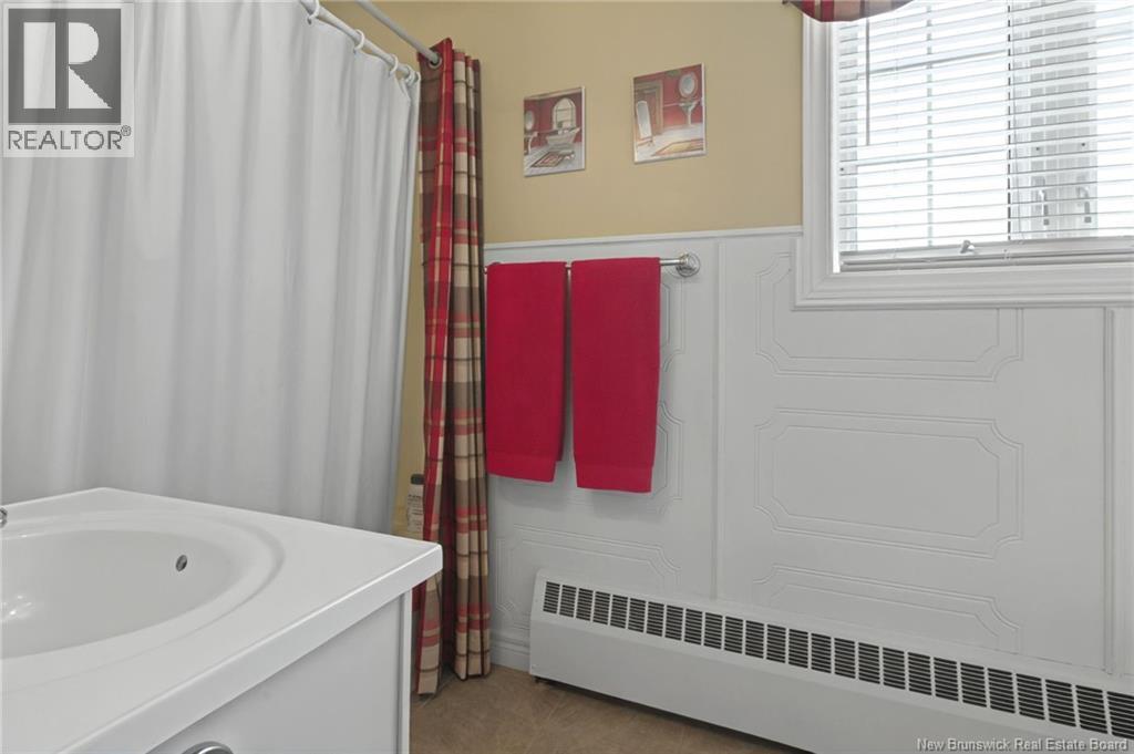 960 Shediac Road, Moncton, New Brunswick  E1A 4X5 - Photo 27 - NB127805