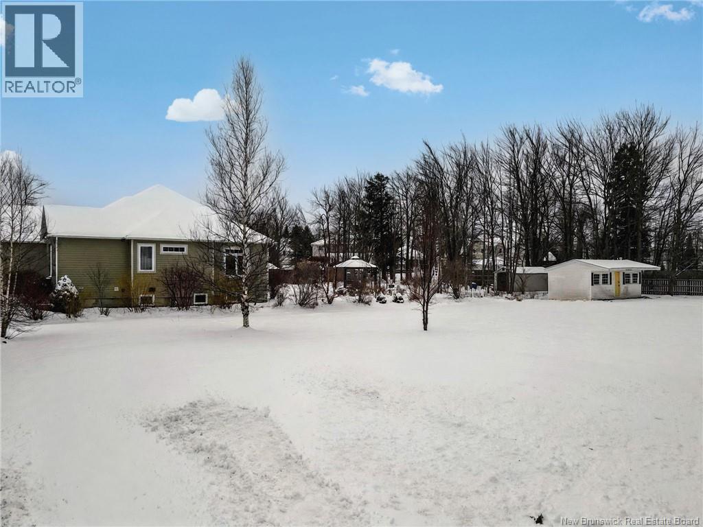 960 Shediac Road, Moncton, New Brunswick  E1A 4X5 - Photo 39 - NB127805