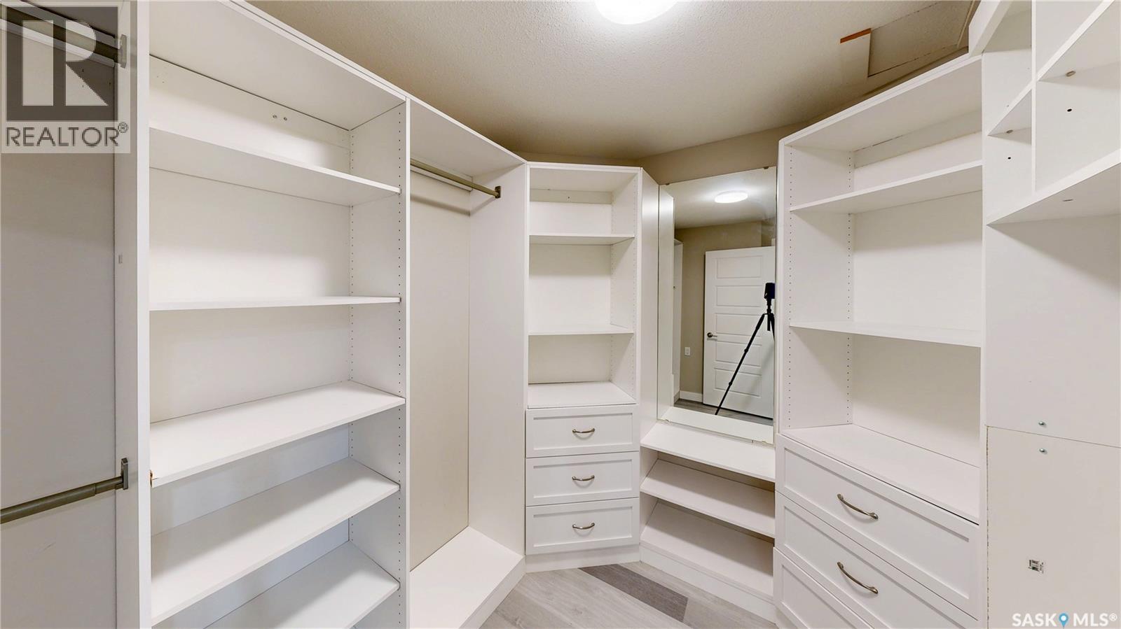 5330 Mckenna Crescent, Regina, Saskatchewan  S4W 0G2 - Photo 46 - SK019874