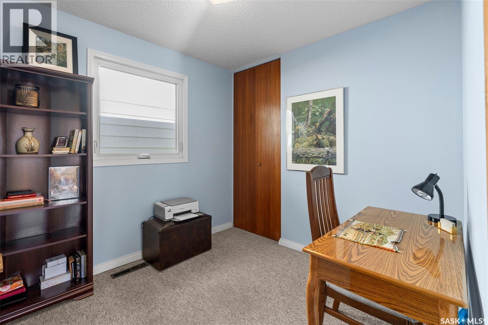 1621 H Avenue N, Saskatoon, Saskatchewan  S7L 2E9 - Photo 15 - SK019599