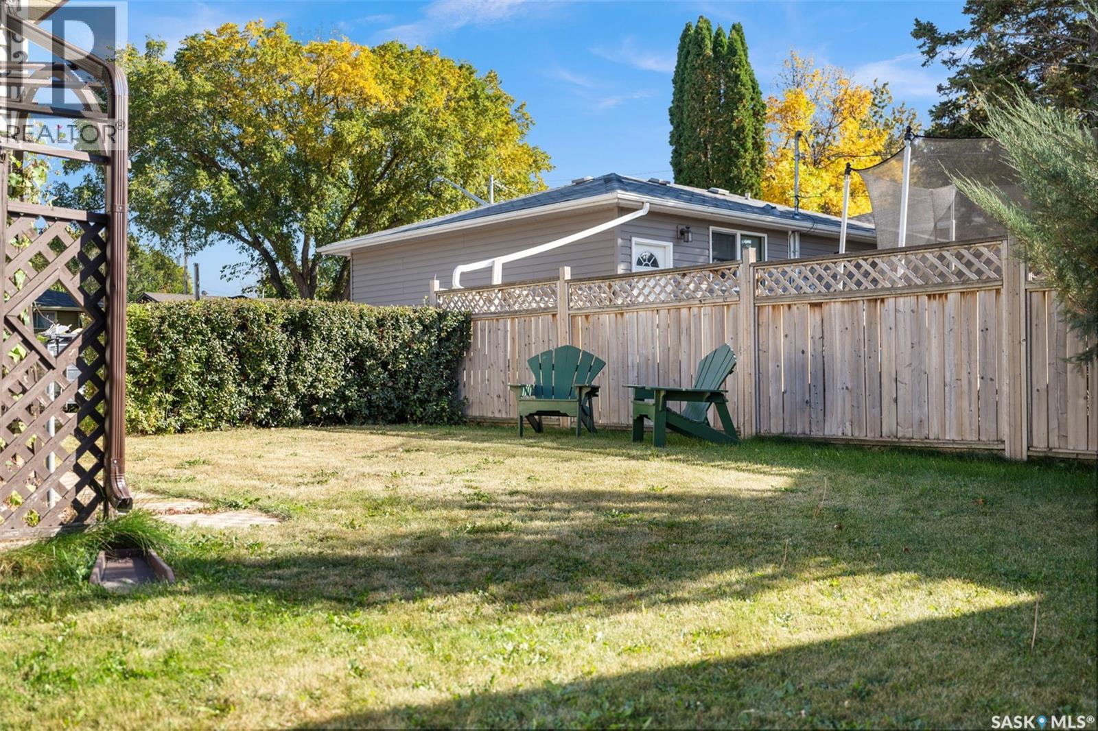 1621 H Avenue N, Saskatoon, Saskatchewan  S7L 2E9 - Photo 27 - SK019599