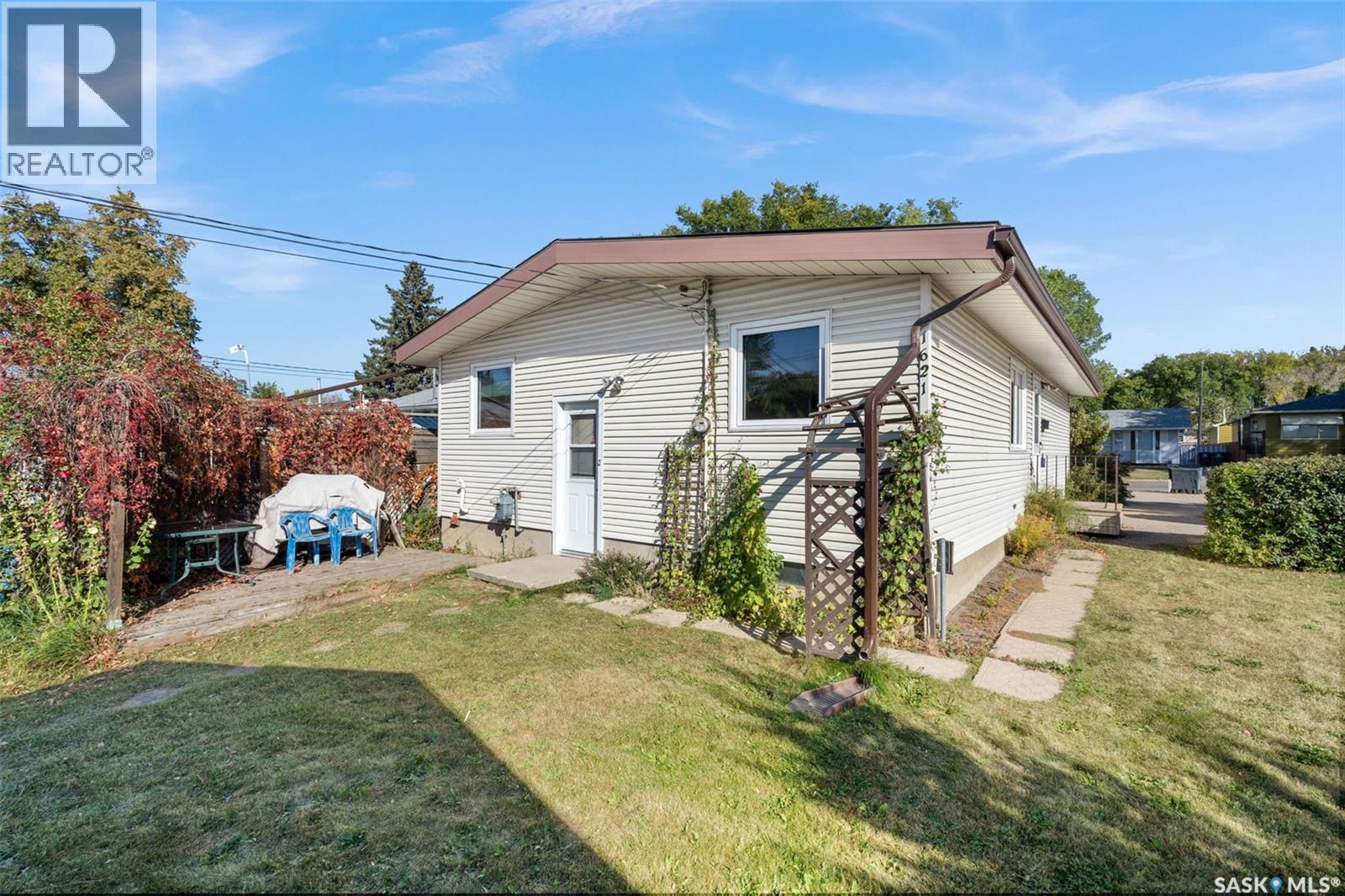 1621 H Avenue N, Saskatoon, Saskatchewan  S7L 2E9 - Photo 29 - SK019599