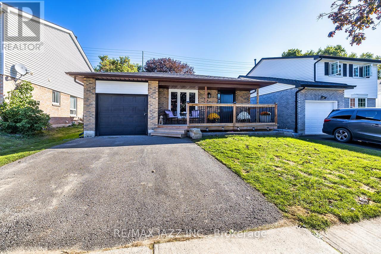 541 Galahad Drive, Oshawa, Ontario  L1K 1L9 - Photo 1 - E12437006