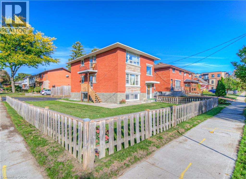 346 Prospect Avenue, Kitchener, Ontario  N2A 1E1 - Photo 2 - 40775269