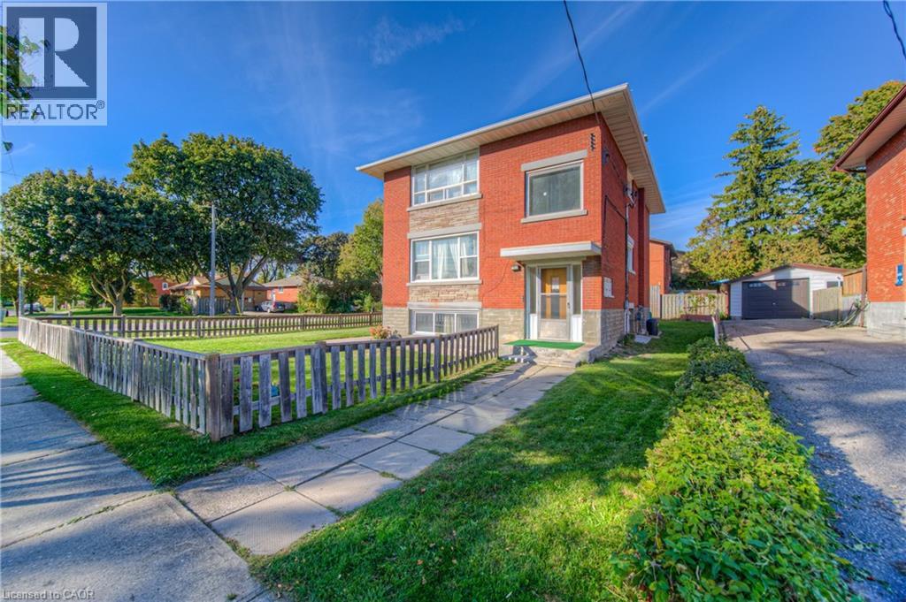 346 Prospect Avenue, Kitchener, Ontario  N2A 1E1 - Photo 3 - 40775269