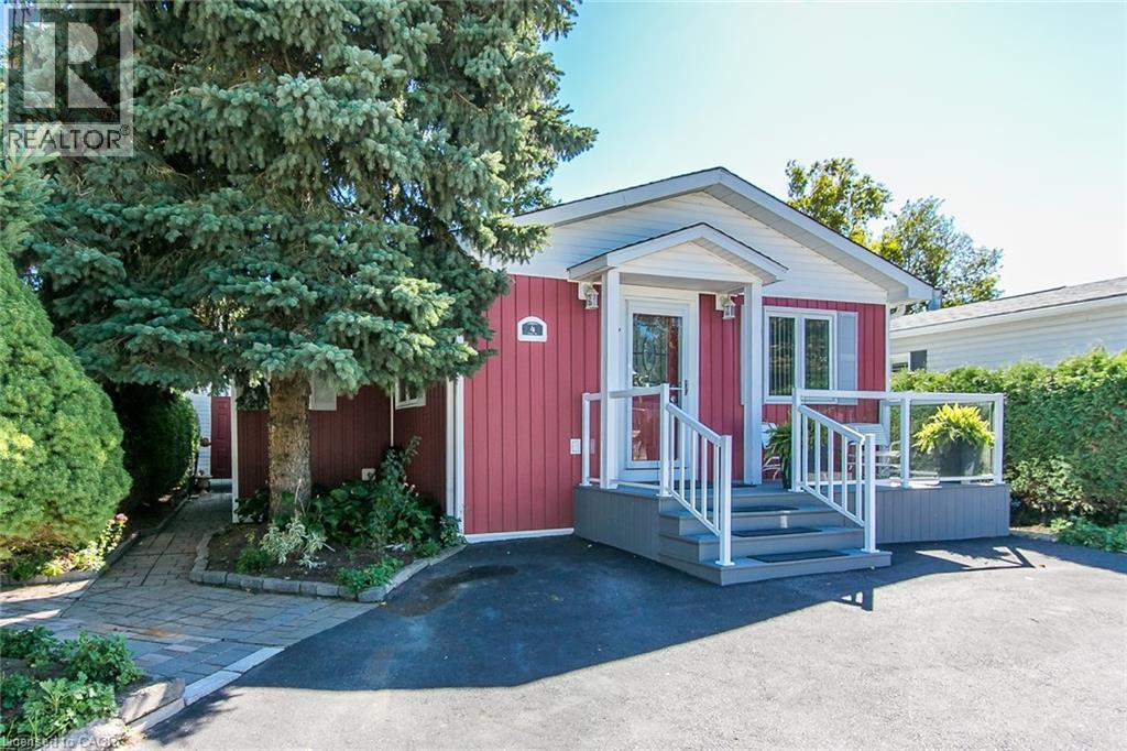 4 Elm Street, Puslinch, Ontario  N0B 2J0 - Photo 2 - 40775107