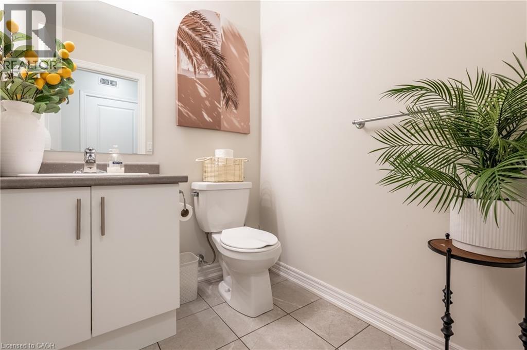 40 Zinfandel Drive Unit# 39, Stoney Creek, Ontario  L8E 0L1 - Photo 6 - 40775029