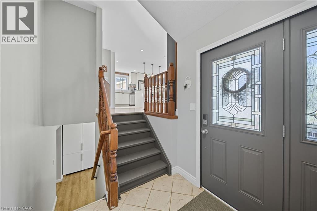 186 Banbury Road, Brantford, Ontario  N3P 1C6 - Photo 2 - 40774685
