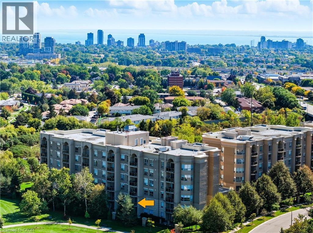 2075 AMHERST HEIGHTS Drive Unit# 211, Burlington, Ontario