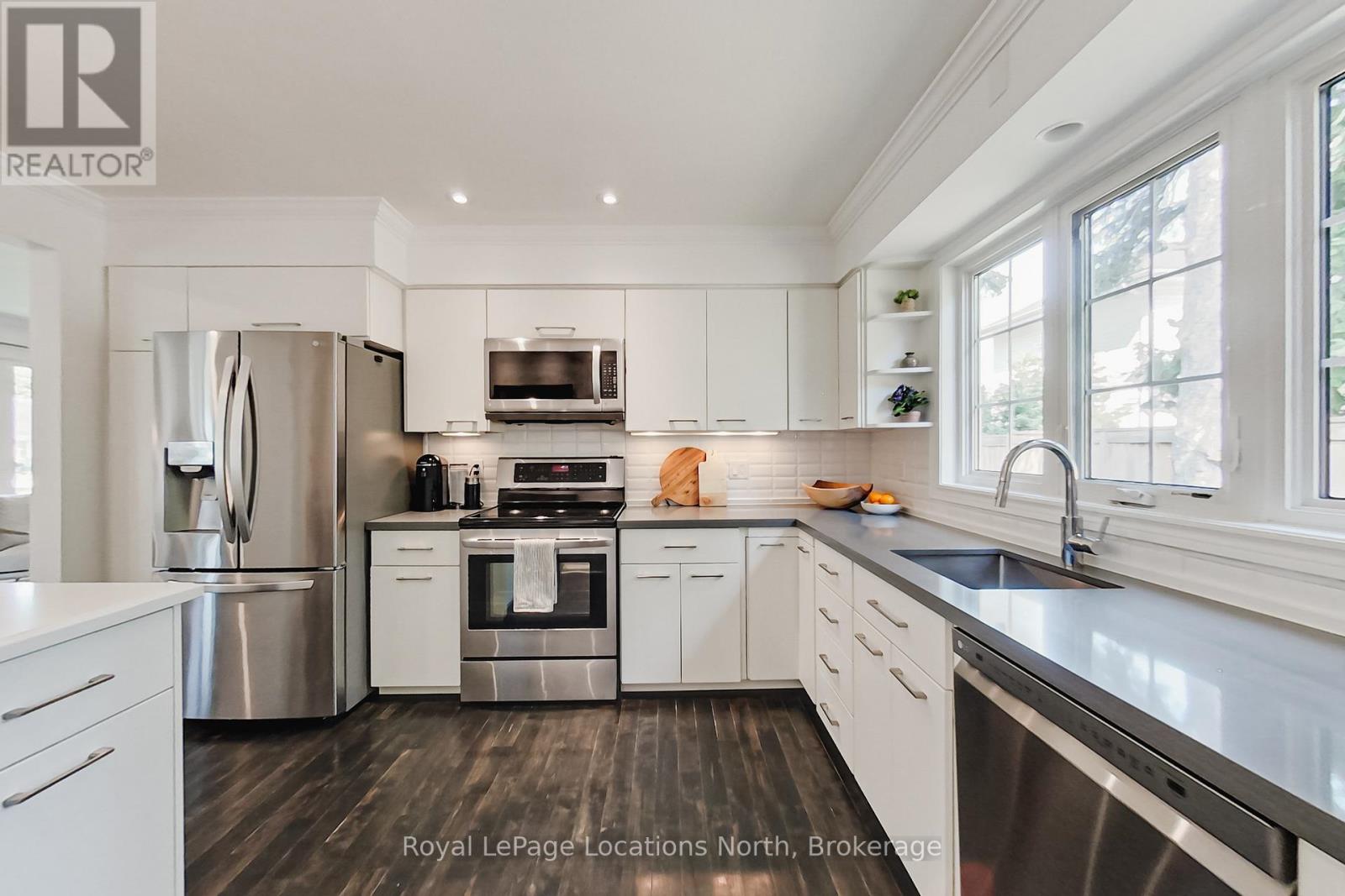 315 Fifth Street, Collingwood, Ontario  L9Y 1X9 - Photo 17 - S12439554