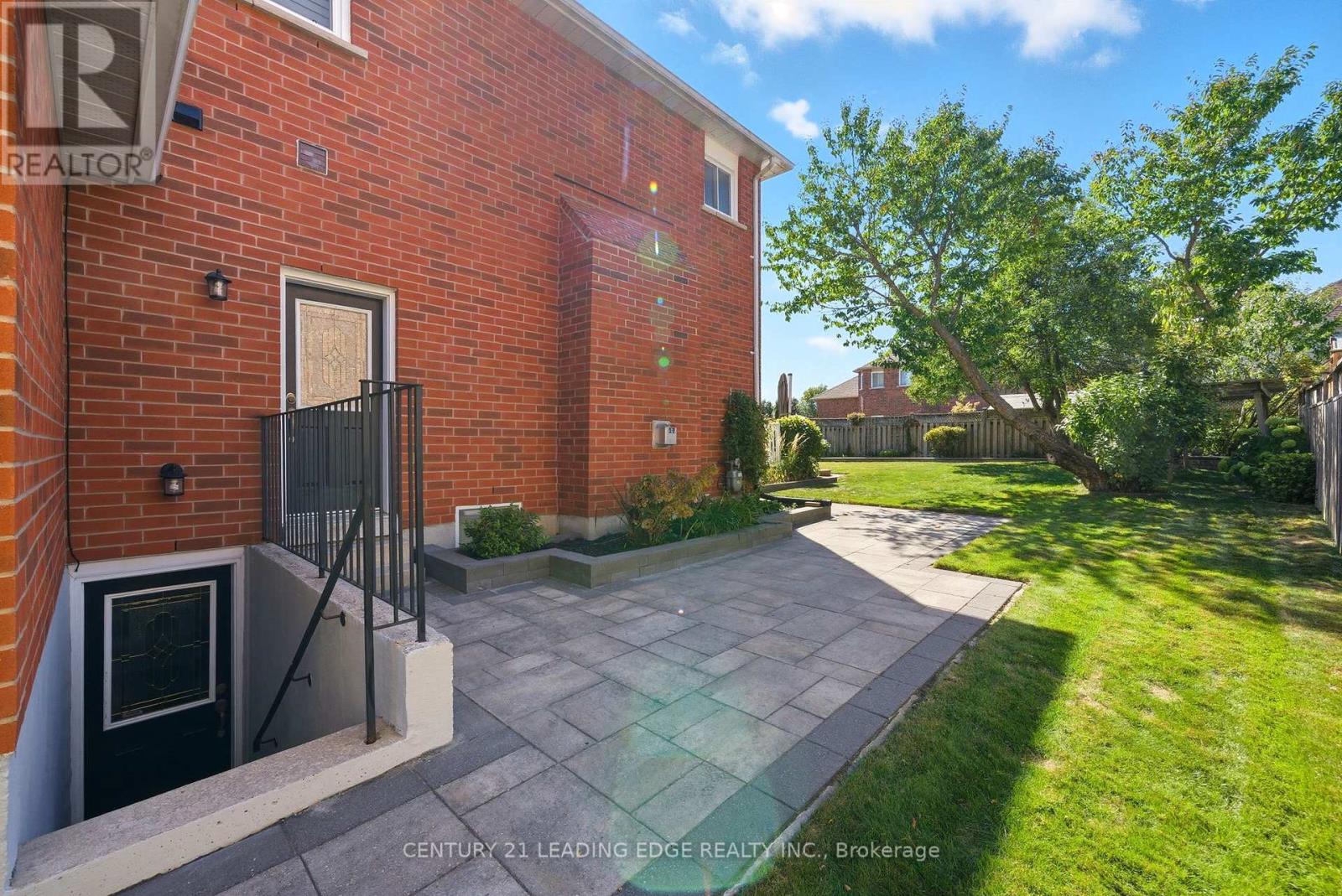 2308 Abbott Crescent, Pickering, Ontario  L1X 2T5 - Photo 44 - E12439413