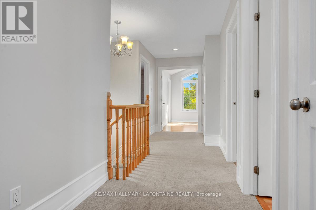 919 Scala Avenue, Ottawa, Ontario  K4A 4M7 - Photo 19 - X12439451